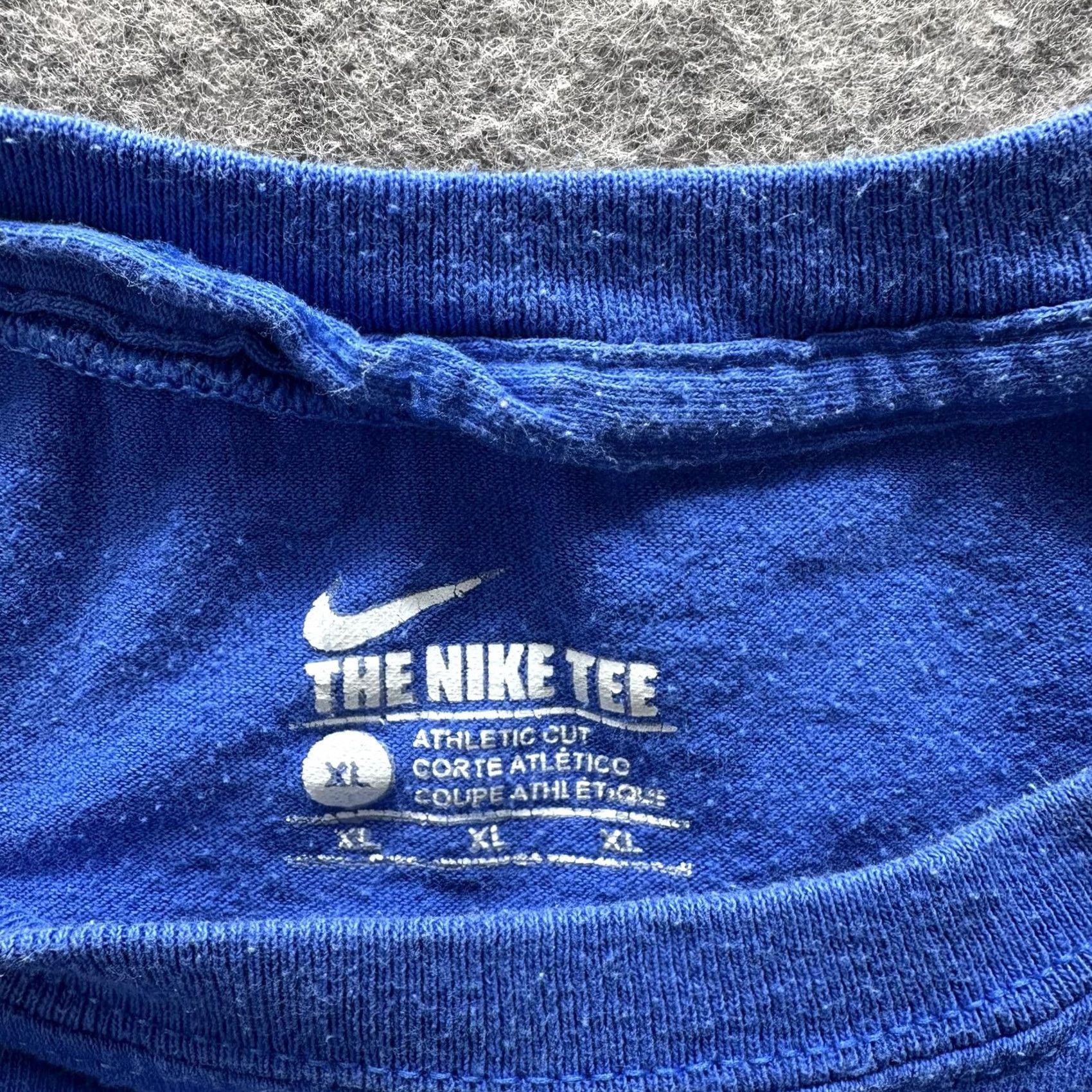 Nike Nike Shirt Mens XL Blue Big Swoosh Logo Graphic Tee The Nike Tee Athletic Sports Size US XL / EU 56 / 4 - 4 Thumbnail
