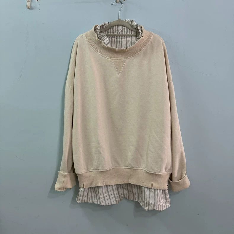 Maison Margiela Maison Margiela Two white fakes make old sweatshirts 2501-N Size US S / EU 44-46 / 1 - 1 Thumbnail