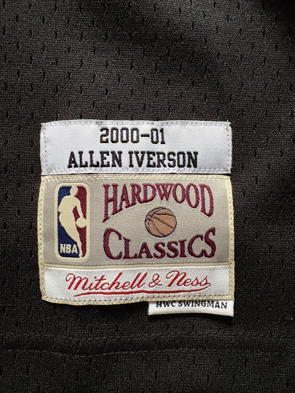 Mitchell & Ness Mitchell & Ness Allen Iverson 76ers 2000-01 Jersey - Size L Size US L / EU 52-54 / 3 - 4 Thumbnail