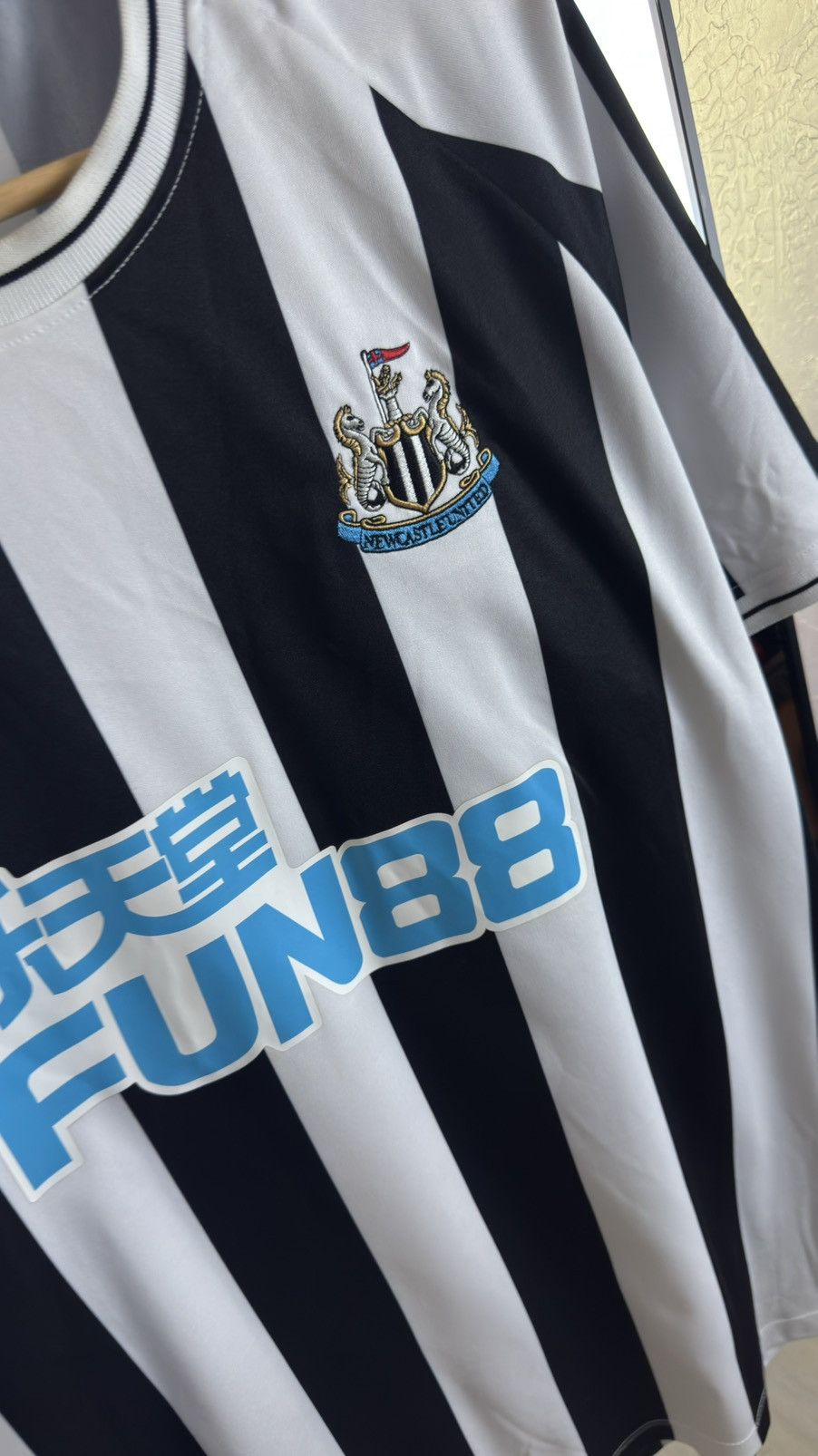 Castore Newcastle Castore Pro Jersey – Tech Fabric & Iconic Stripes Size US XXL / EU 58 / 5 - 2 Thumbnail
