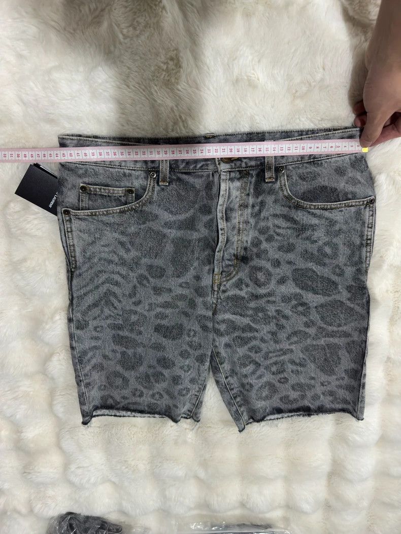 Saint Laurent Paris Saint laurent paris Gray Leopard Denim Shorts 2506-Nextarro Size US 31 - 6 Thumbnail