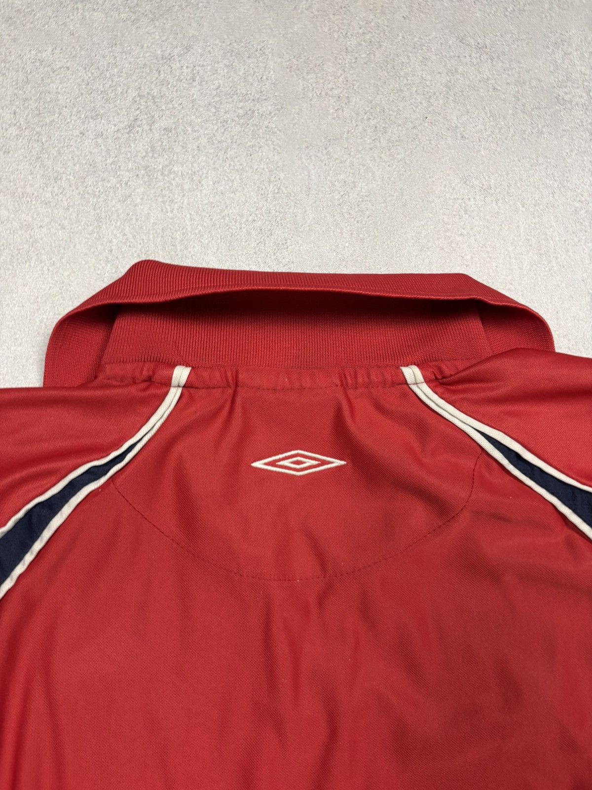Umbro Umbro England 1999/2000 Soccer Football Kit Shirt Vintage XL Size US XL / EU 56 / 4 - 17 Thumbnail