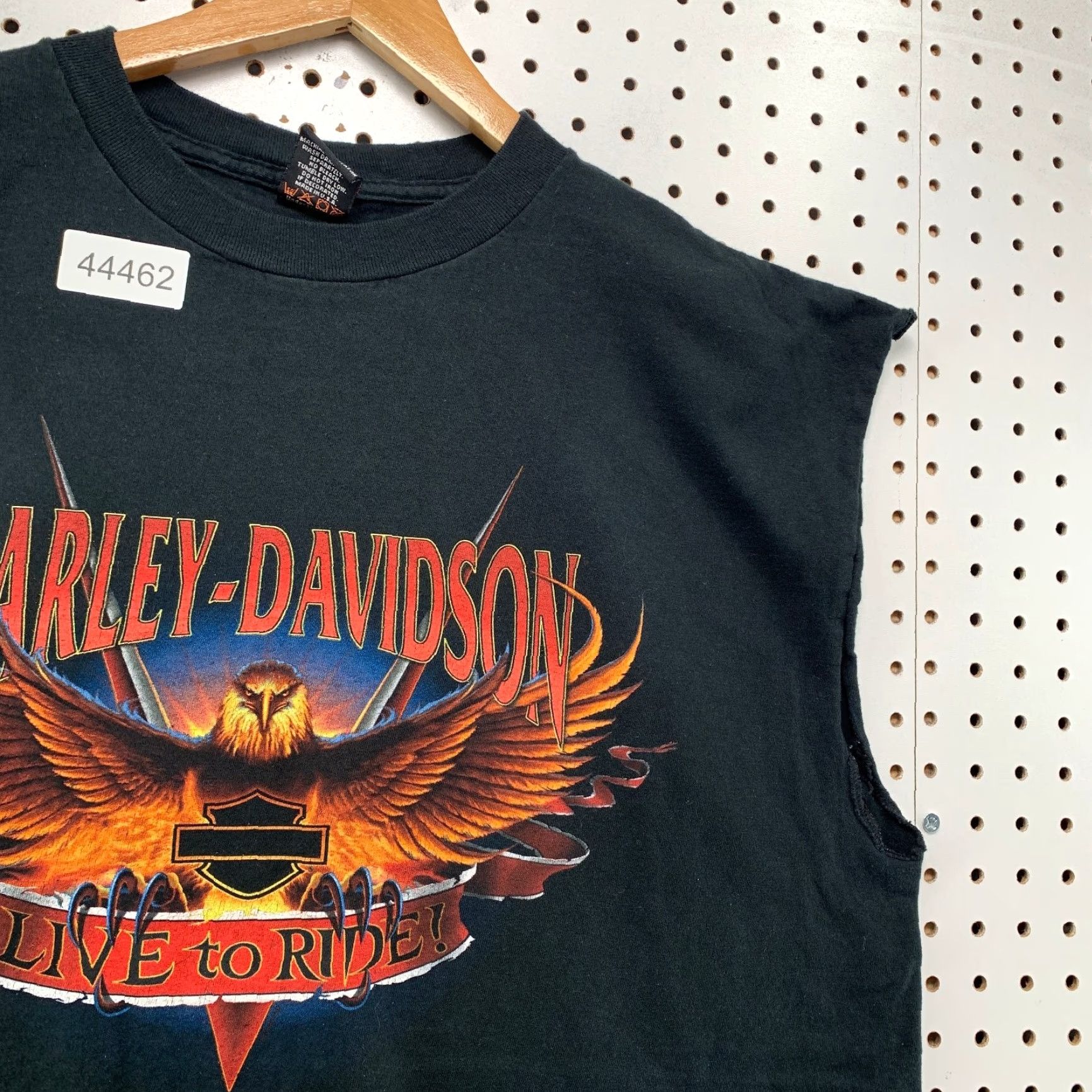 Harley Davidson VINTAGE Harley-Davidson Live Ride Eagle Shirt Men 2XL Black Sleeveless Adult Regular Crew Neck Graphic Print 90s Biker Mens Size US XXL / EU 58 / 5 - 7 Thumbnail