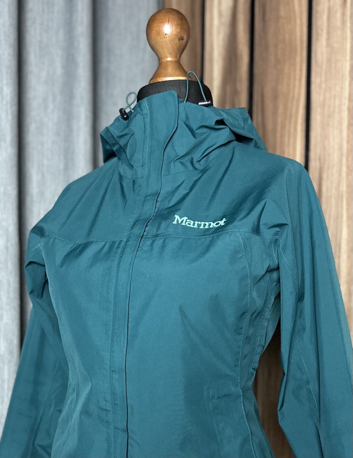 Goretex × Marmot Marmot Gore-Tex Jacket Hooded Goretex Rain Shell Size XS Size XS / US 0-2 / IT 36-38 - 4 Thumbnail
