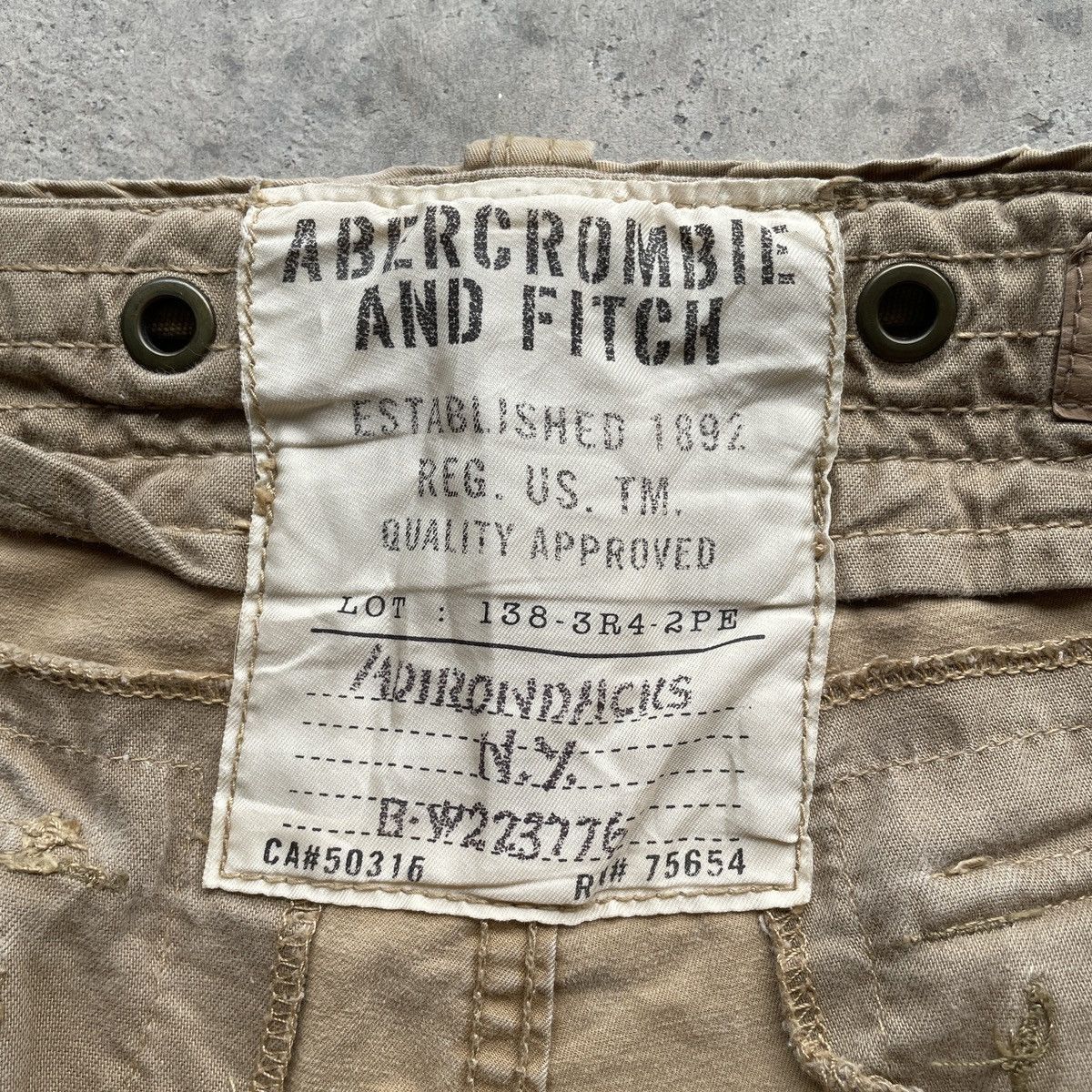 Abercrombie & Fitch × Vintage Abercrombie And Fitch Faded Cargo Pants Tactical W38x31 Size US 38 / EU 54 - 9 Thumbnail