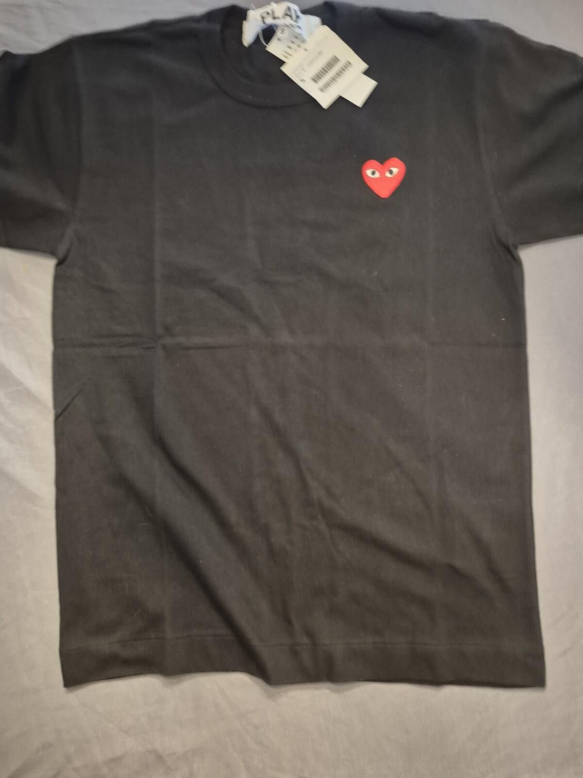 CDG Comme Des Garcons Play Tee Shirt Small