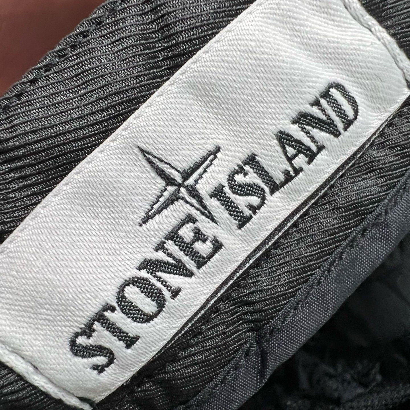 Stone Island Stone Island Nylon Shorts Size US 31 - 4 Thumbnail