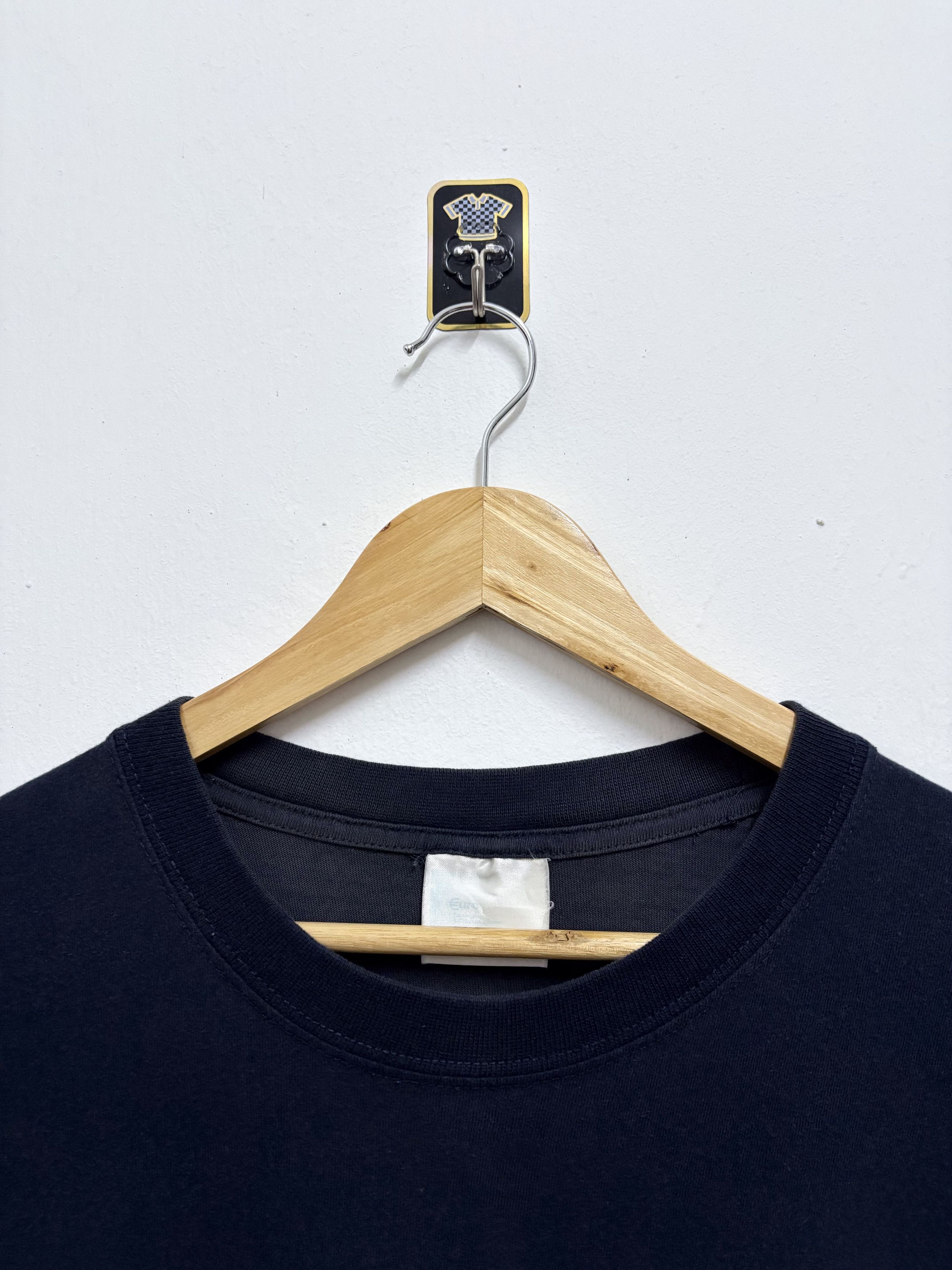Calvin Klein 2000's United Kingdom London Ripoff Calvin Klein T-Shirt Size US L / EU 52-54 / 3 - 6 Thumbnail