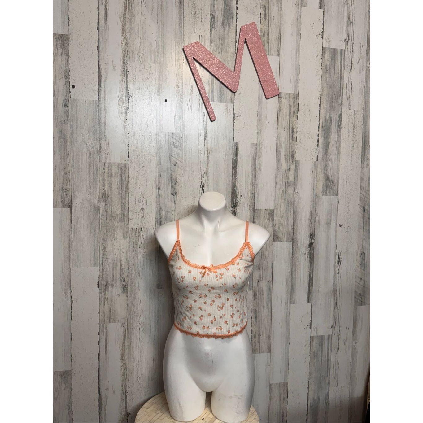 Forever 21 Forever 21 Floral Lace Trim Camisole Crop Top Size M Size M / US 6-8 / IT 42-44 - 1 Thumbnail
