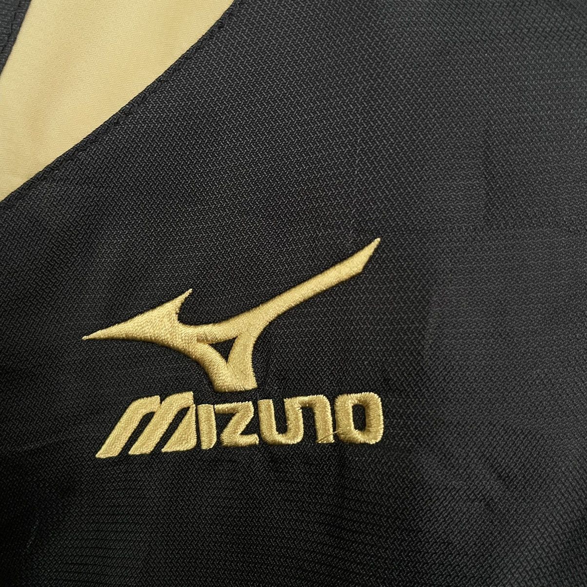 Mizuno × Vintage Vintage Mizuno Nylon Jersey Black Champagne Colourway Size US L / EU 52-54 / 3 - 2 Thumbnail