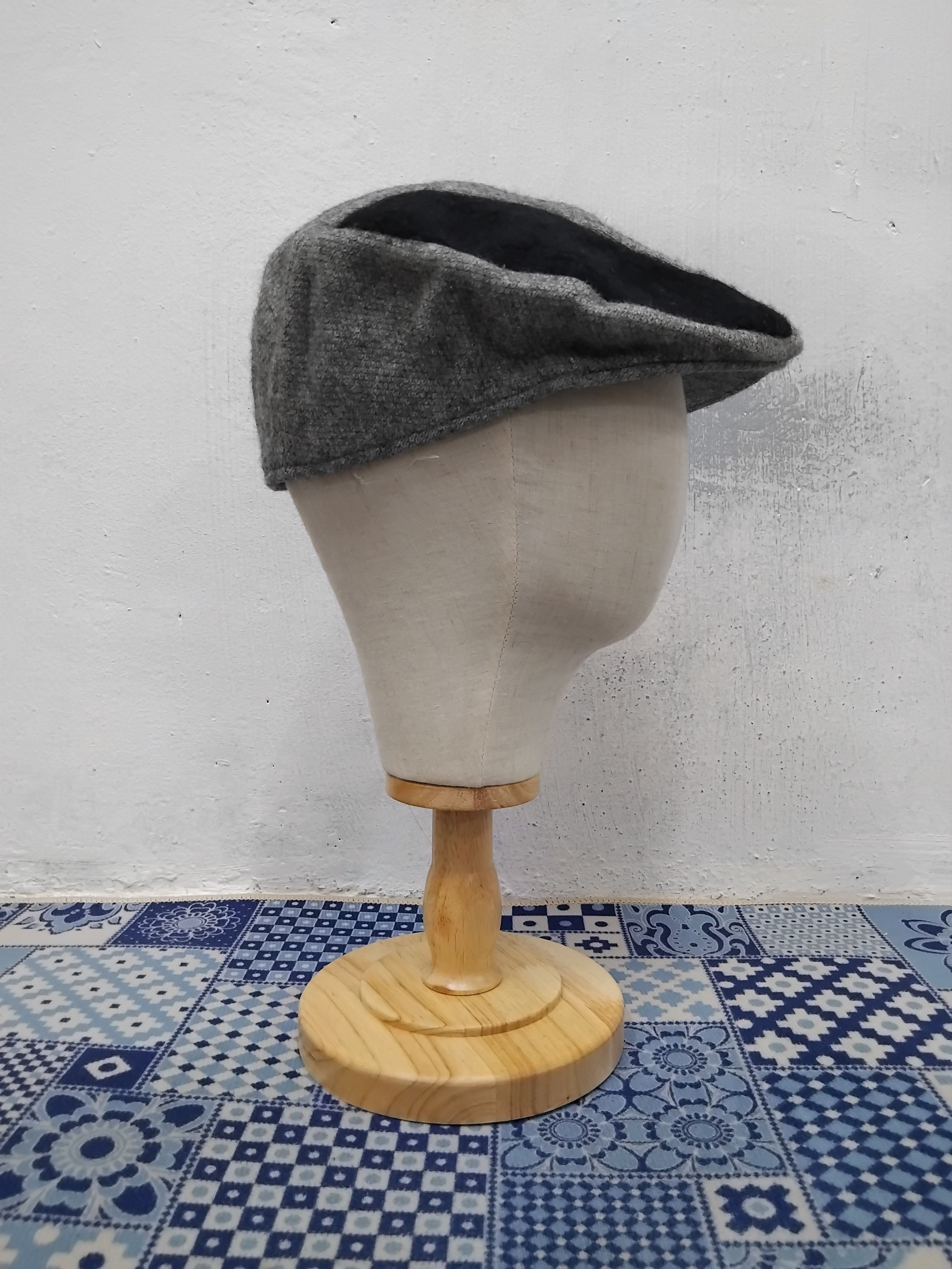 Japanese Brand 💥Heywon grey colour baretta hat Size 38 - 6 Thumbnail
