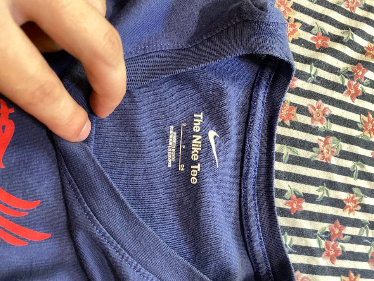 Nike Nike Streetwear T-Shirt Y2K Vintage L.F.C. Size US S / EU 44-46 / 1 - 2 Thumbnail