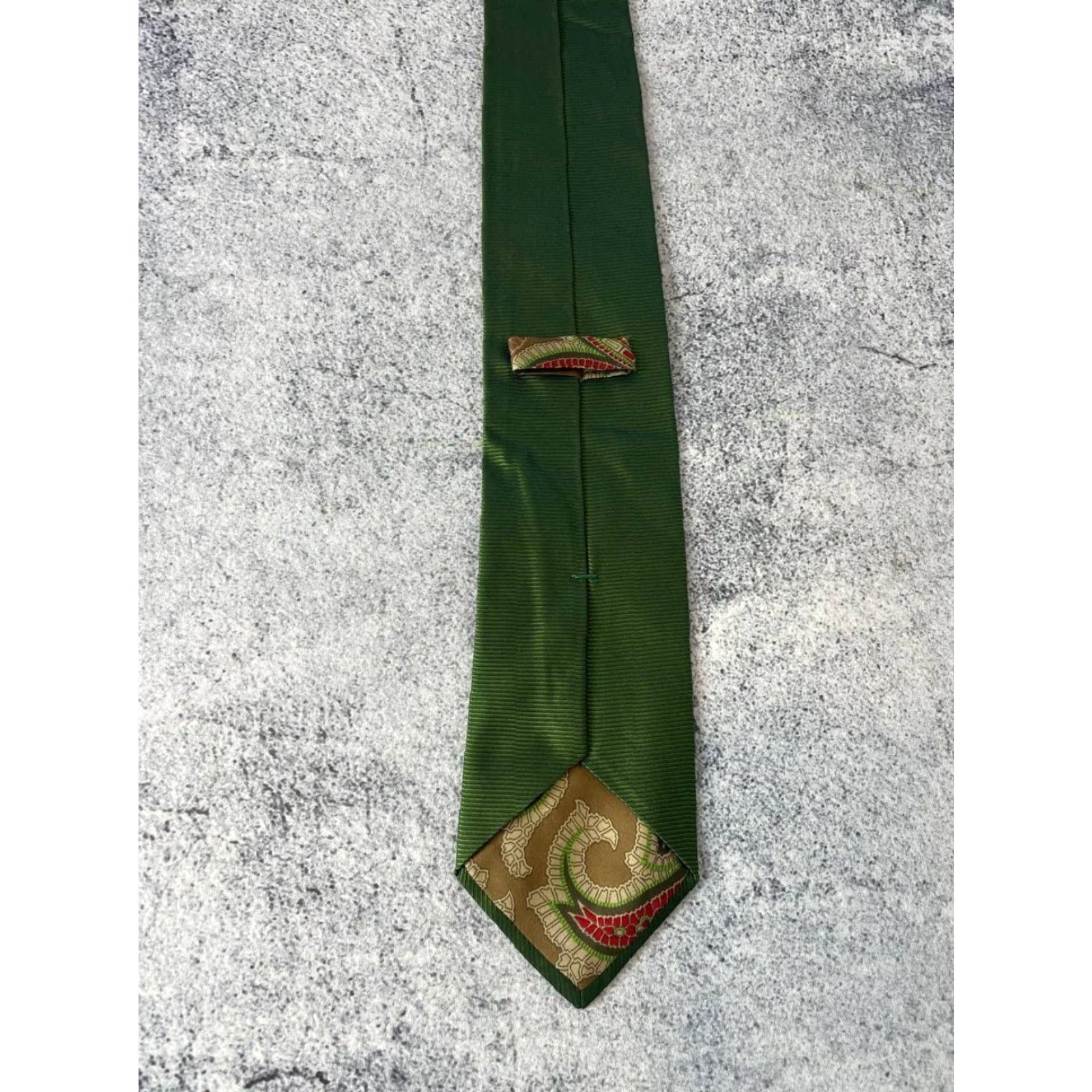 Etro Etro Milano Mens Tie Green Silk Adjustable Necktie Designer Milano Casual Necktie Mens Green Silk Etro Milano Tie Adjustable Classic Modern Size ONE SIZE - 5 Thumbnail