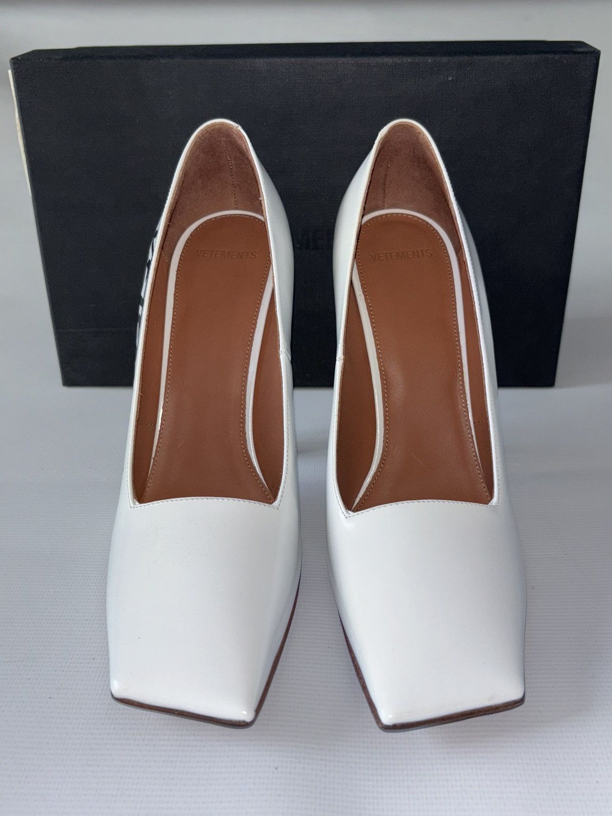 Vetements Vetements Logo leather heels Size US 9 / IT 39 - 7 Thumbnail