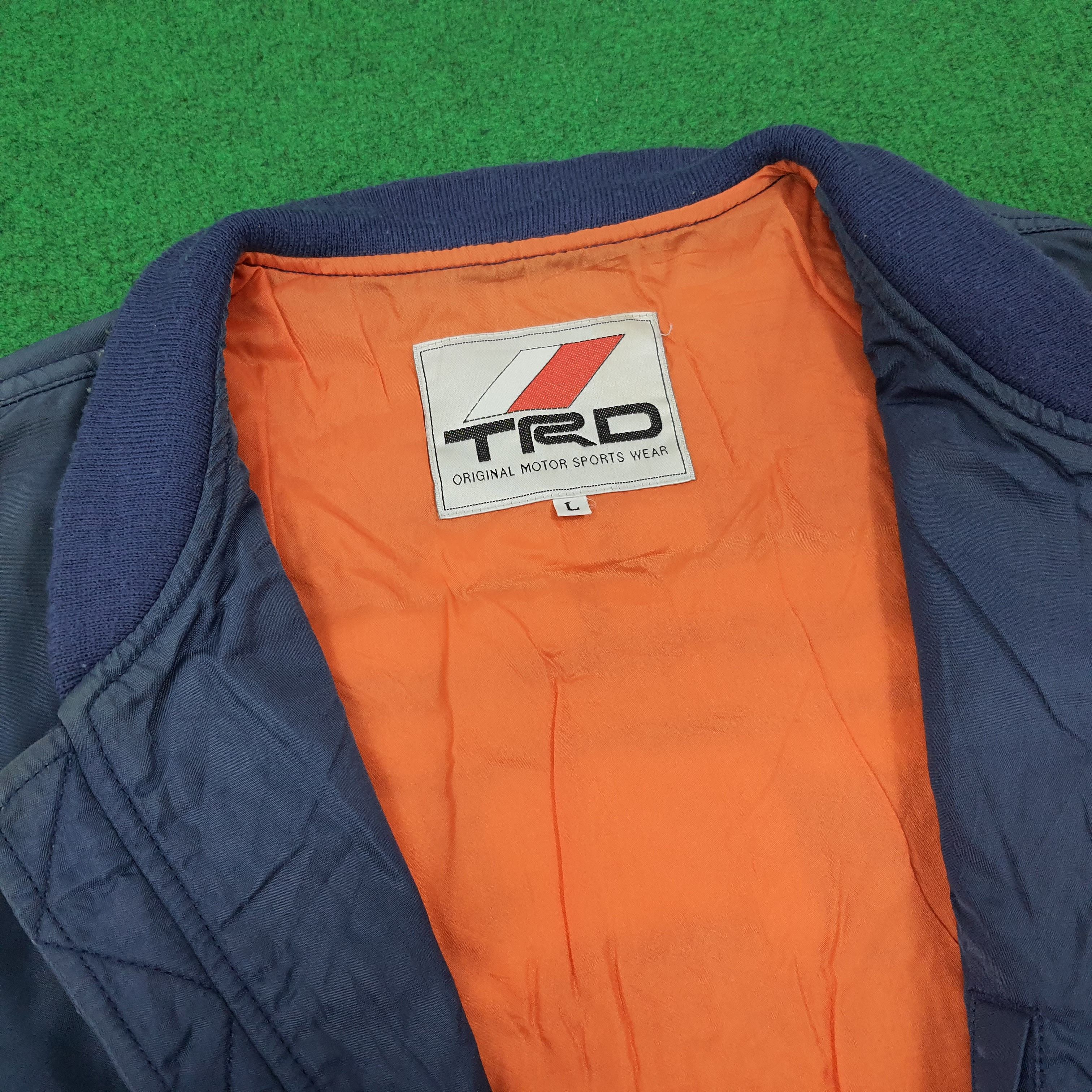 Japanese Brand Vintage 90s Toyota TRD Retro MA-1 Bomber Jacket C274N3 Size US L / EU 52-54 / 3 - 5 Thumbnail