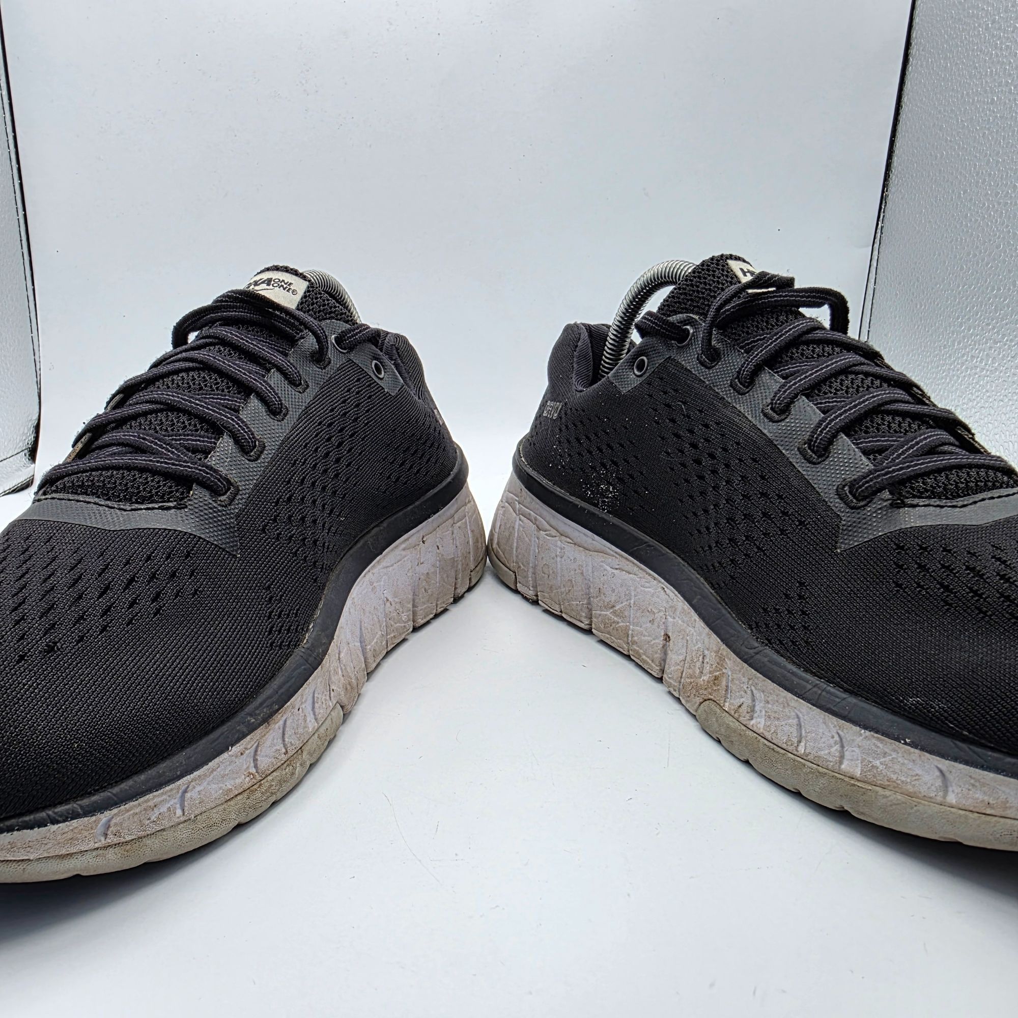 Hoka Hoka One One Cavu Womens Size 10 Black Athletic Shoes Runnin Size US 10 / IT 40 - 3 Thumbnail