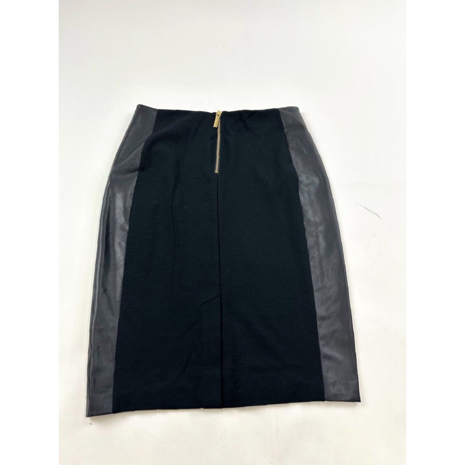Michael Kors MICHAEL KORS Skirt Women’s 6 Black Faux Leather Knee Length Mid Rise Zipper Casual Business Pencil Size 28" / US 6 / IT 42 - 2 Thumbnail