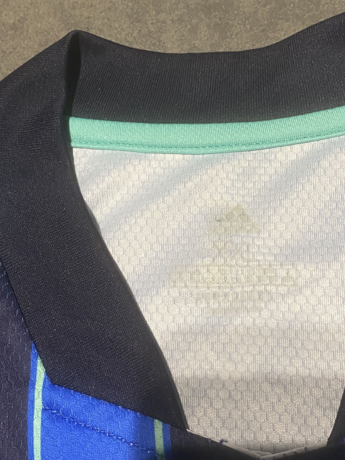 Adidas Jersey Ajax Amsterdam 2021 XXL blokecore Size US XXL / EU 58 / 5 - 6 Thumbnail