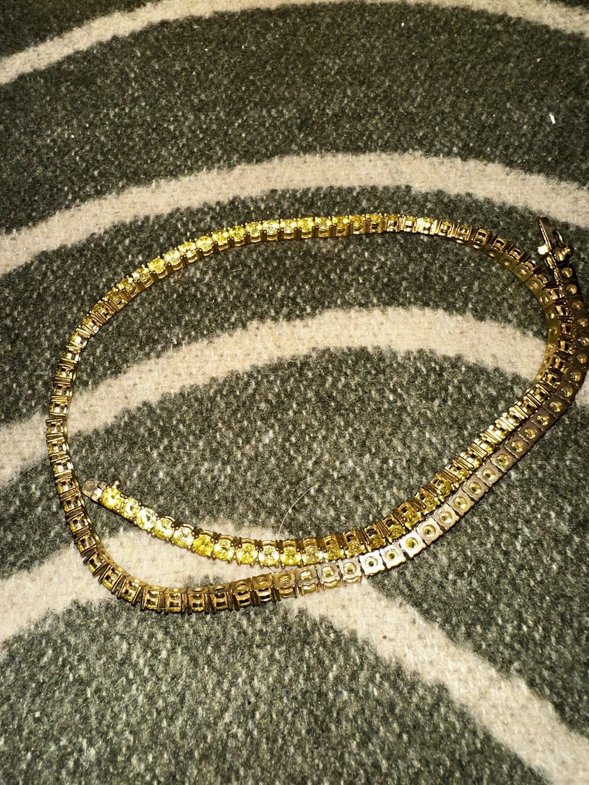 Jewelry Yellow diamond tennis chain Size ONE SIZE - 1 Thumbnail