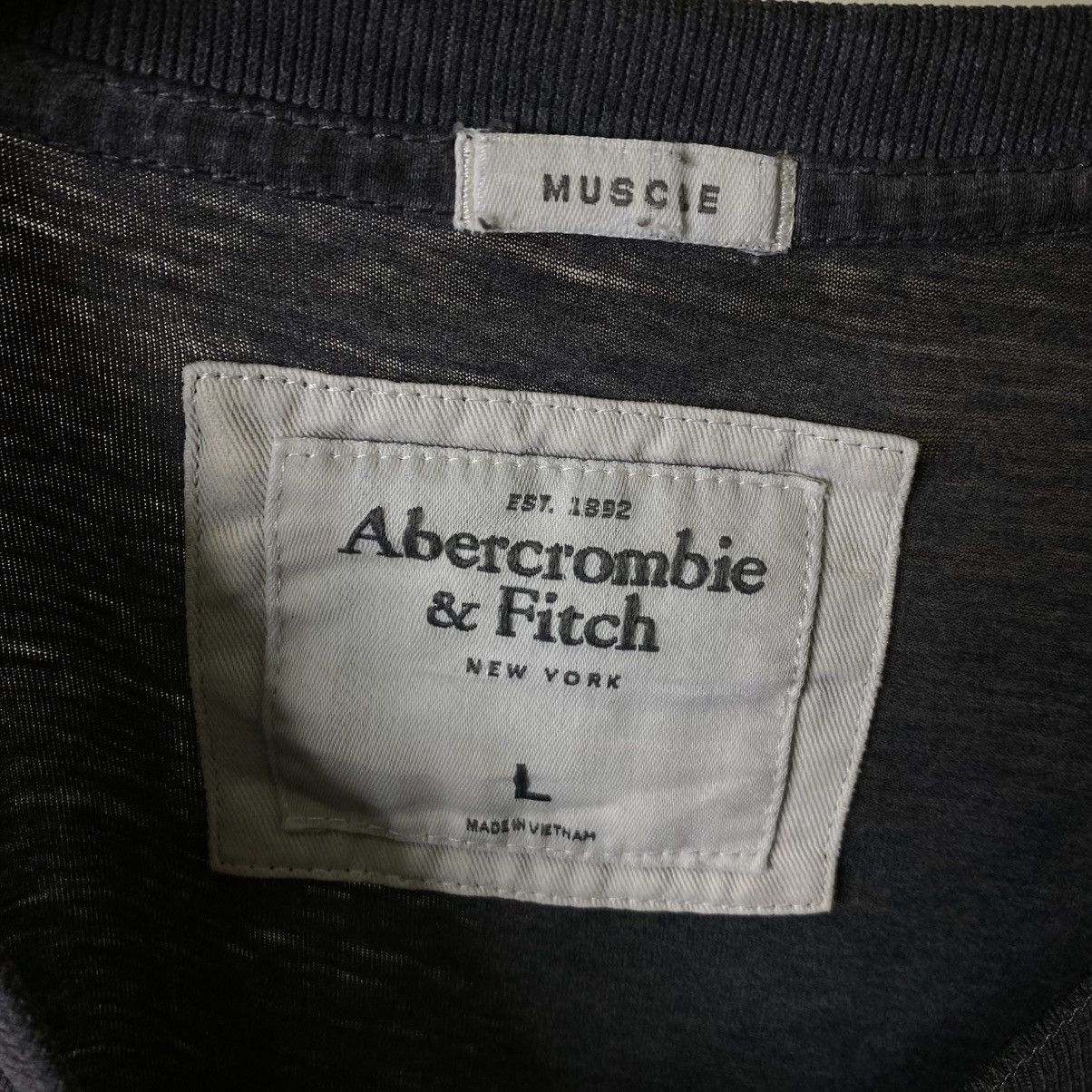 Abercrombie & Fitch Y2K Abercrombie Muscle T Shirt Size US L / EU 52-54 / 3 - 3 Thumbnail