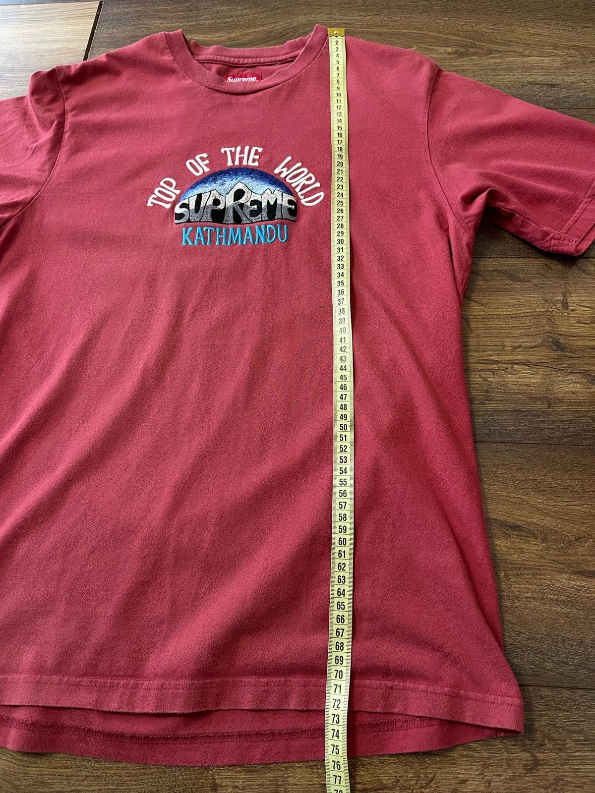 Supreme Supreme Kathmandu Top Of The World Spell Out Coral T-Shirt M Size US M / EU 48-50 / 2 - 10 Thumbnail