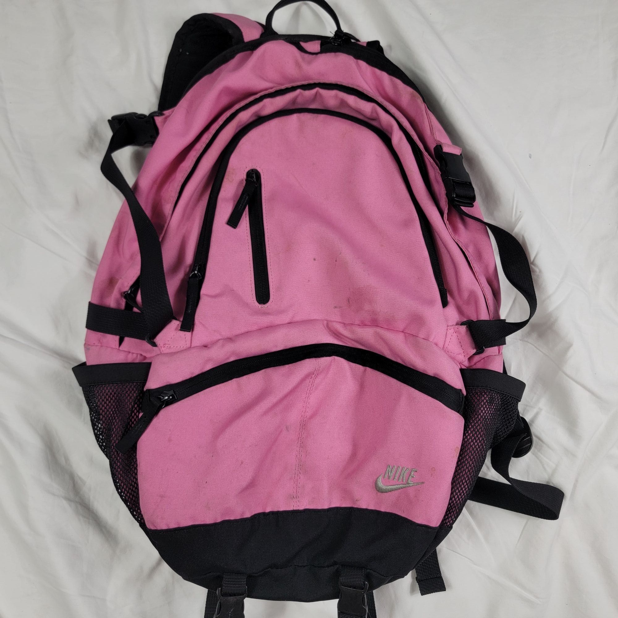 Nike Nike Pink Black Backpack School College Camping Hiking Trave Size ONE SIZE - 1 Thumbnail