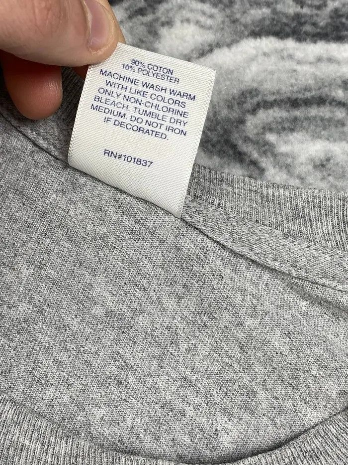 Supreme Supreme Ear Tee Big Logo Size US M / EU 48-50 / 2 - 4 Thumbnail