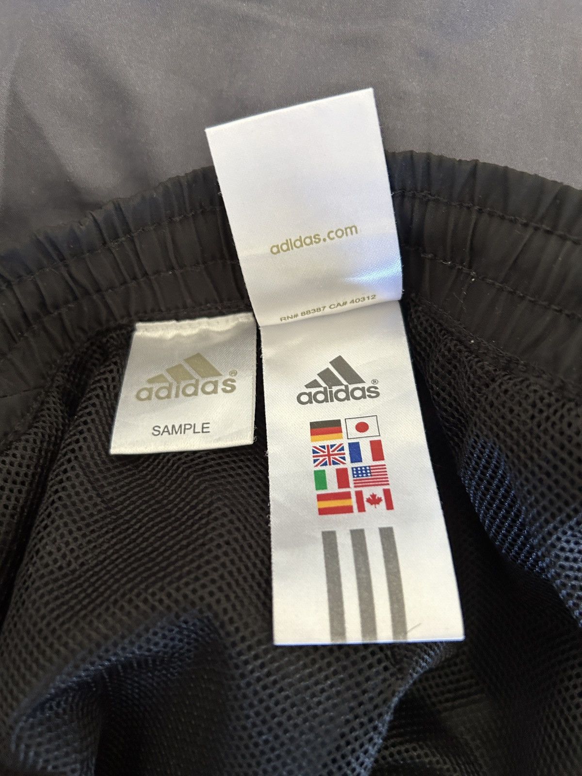 Adidas Vintage Adidas Joggers Size US 30 / EU 46 - 4 Thumbnail