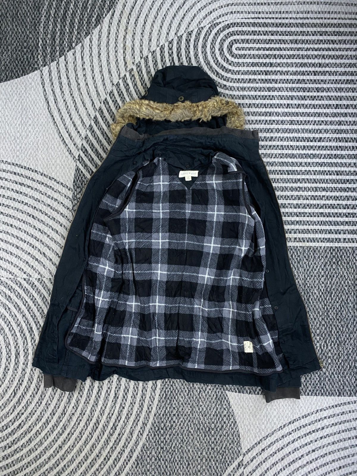 Tommy Hilfiger Vtg Tommy Hilfiger Faux Fur Multipocket With Belt Jacket Size US S / EU 44-46 / 1 - 6 Thumbnail