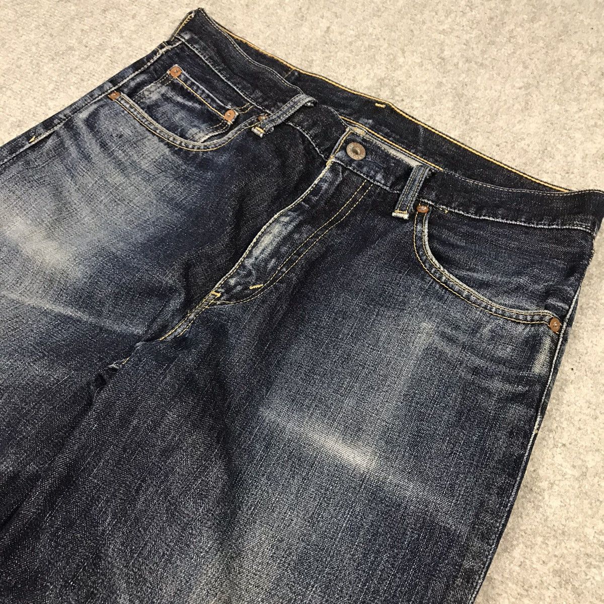 Levi's Vintage Clothing Levis Distressed denim blue jeans pants Size US 31 - 7 Thumbnail