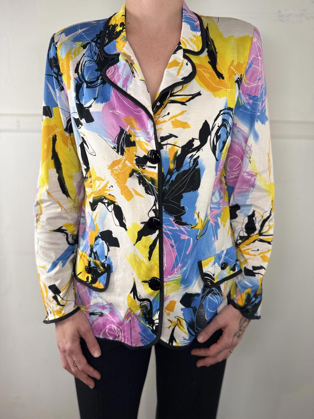 Designer Liola Italy Vibrant Floral Print Jacket Size ONE SIZE - 1 Thumbnail