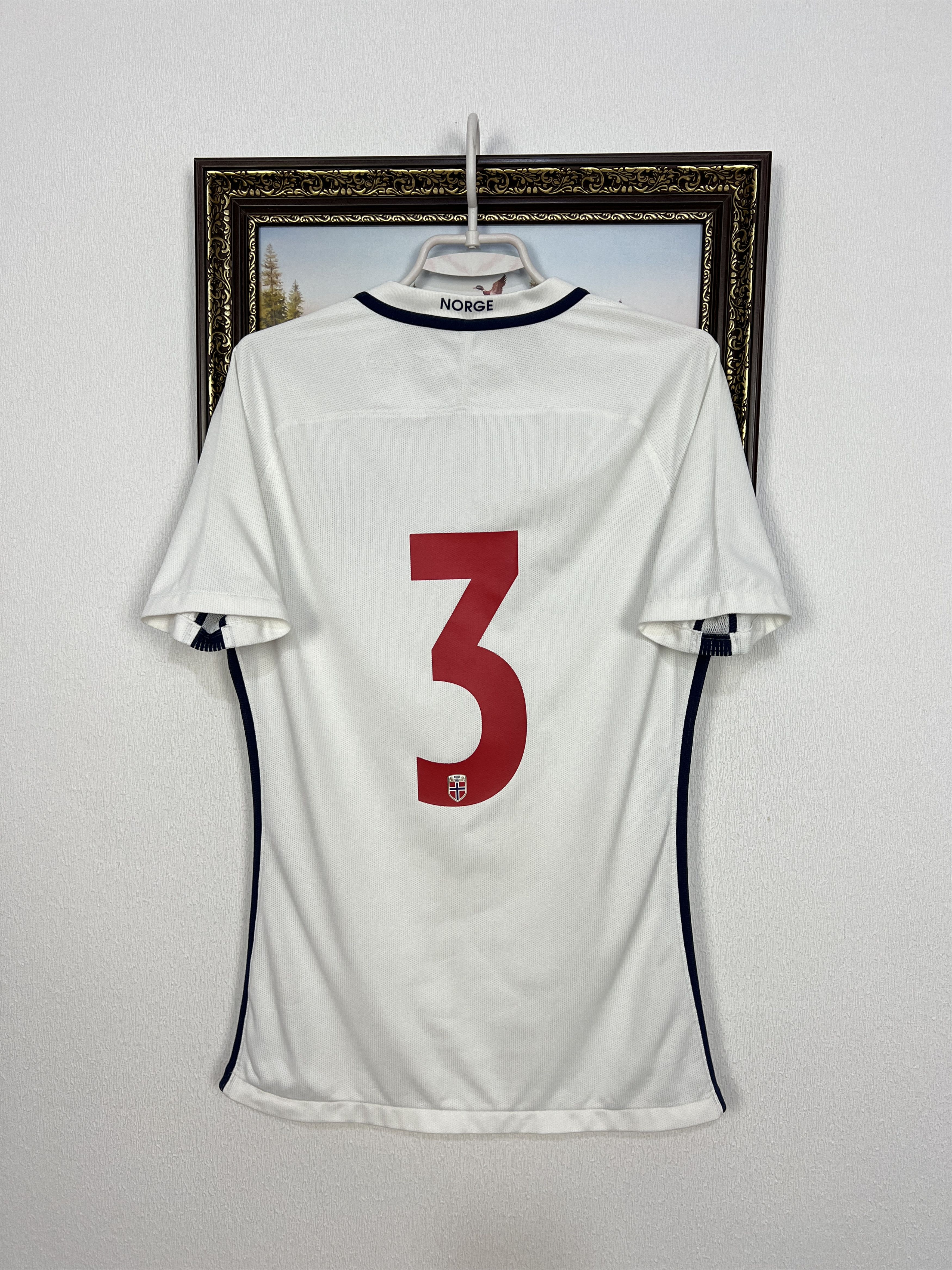 Nike Norway Away football shirt 2016 Soccer #3 Nike Player Issue Size US M / EU 48-50 / 2 - 11 Thumbnail