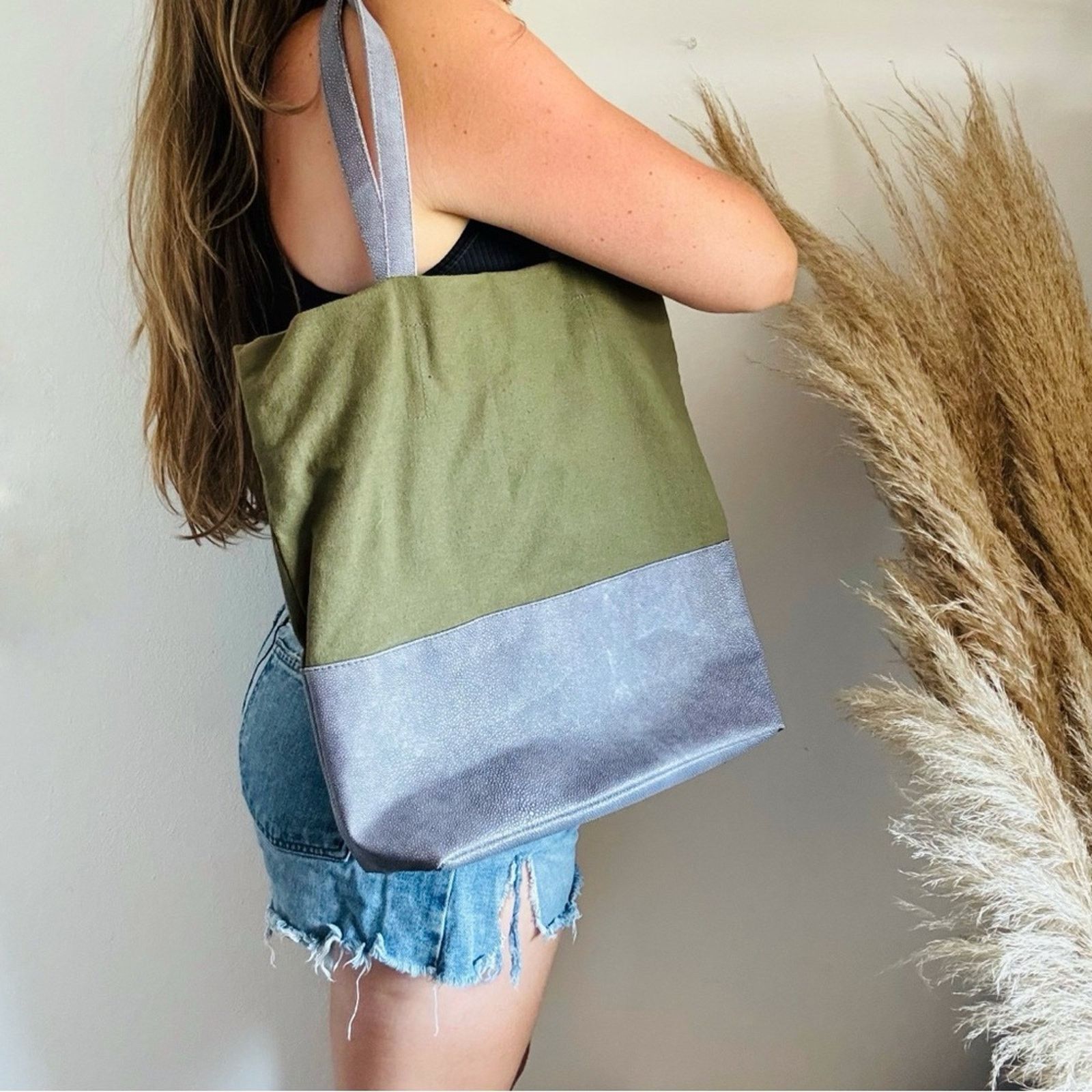 Anthropologie ANTHROPOLOGIE Olive Green Grey Canvas Shoulder Bag Purse Size ONE SIZE - 2 Thumbnail