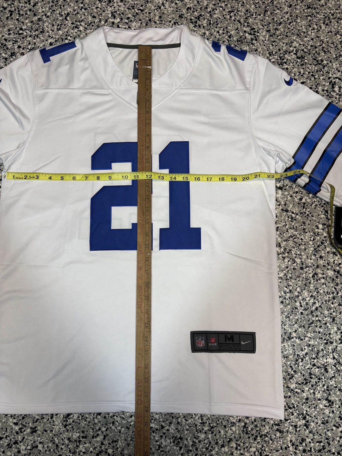 NFL Brand New Nike Dallas Cowboys “ELLIOTT #21” Jersey Size M Size US M / EU 48-50 / 2 - 8 Thumbnail