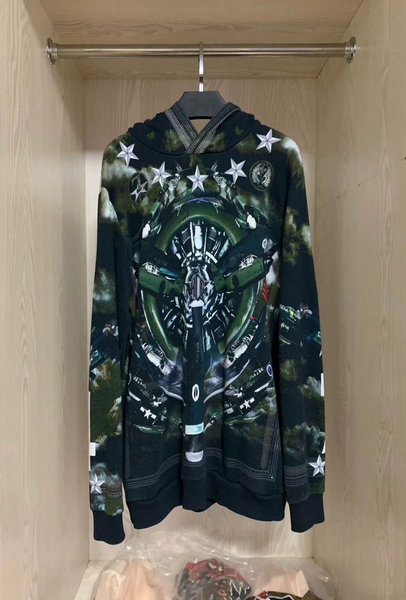 Givenchy Givenchy Classic Green Aircraft Hoodie Size US S / EU 44-46 / 1 - 1 Thumbnail