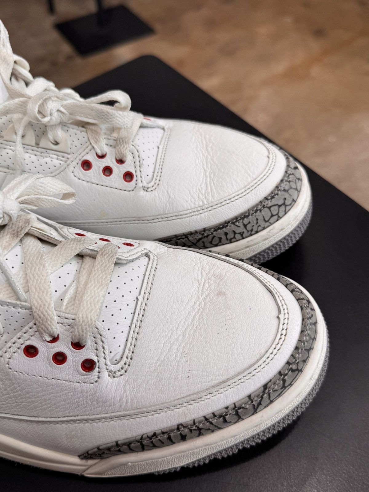 Jordan Brand Air Jordan 3 White Cement Reimagined Size 11 (2023) Size US 11 / EU 44 - 7 Thumbnail