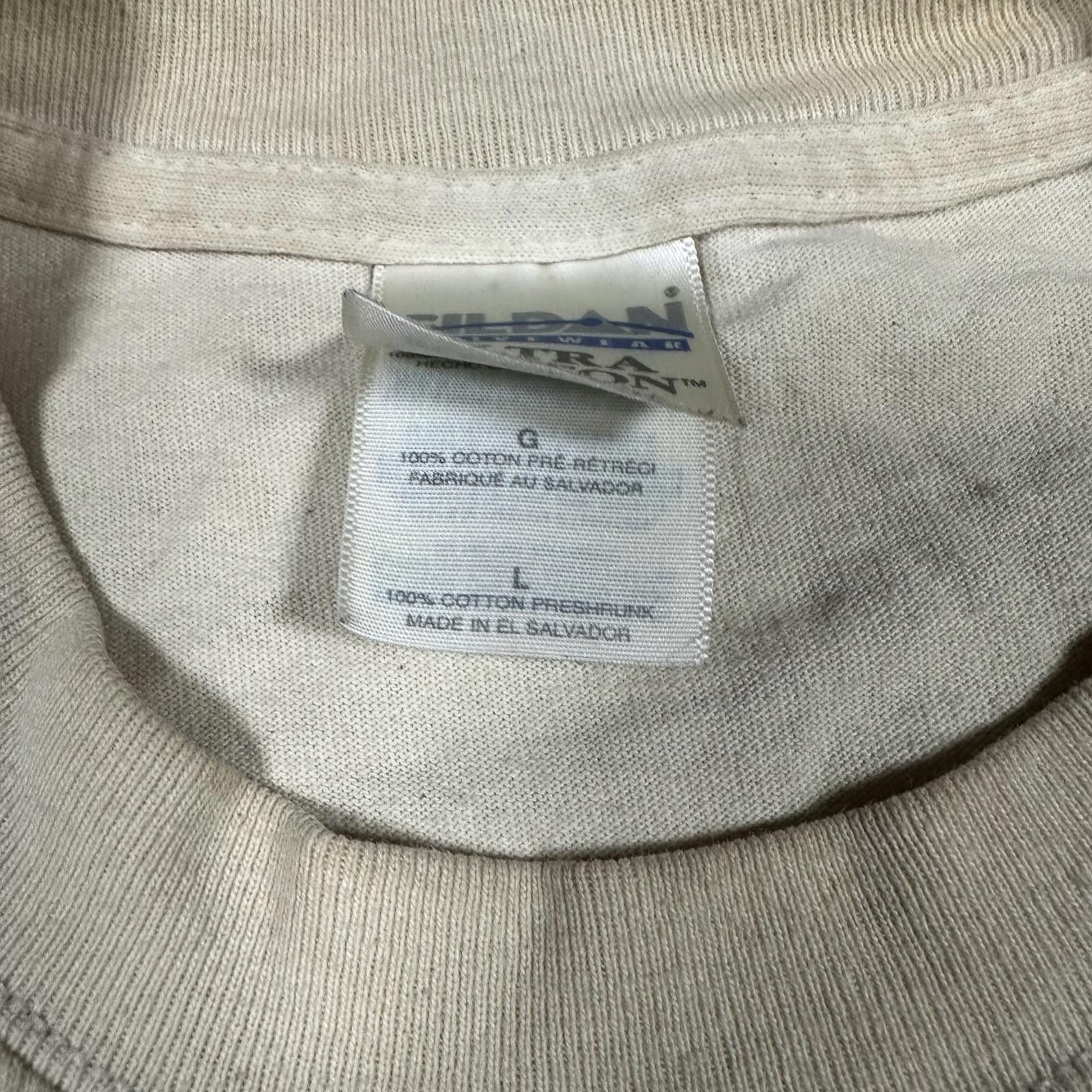 Gildan Mens Long Sleeve T-Shirt Size M Single Stitch White Size US L / EU 52-54 / 3 - 6 Thumbnail