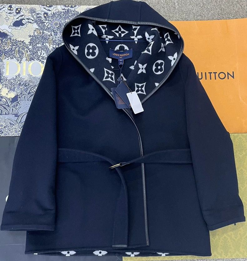 Louis Vuitton Louis Vuitton Blue Wool Monogram Coat - dmc Size US M / EU 48-50 / 2 - 1 Thumbnail
