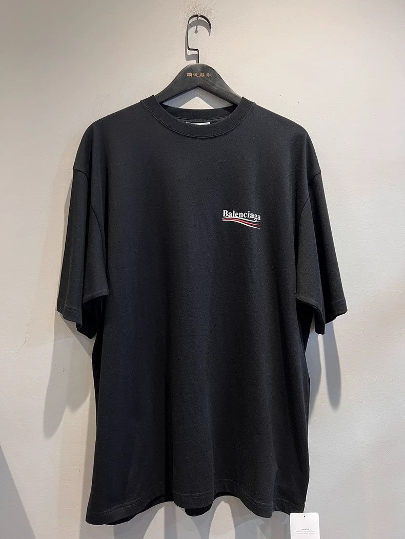 Balenciaga Balenciaga Cola sea wave short sleeve Size US L / EU 52-54 / 3 - 1 Thumbnail
