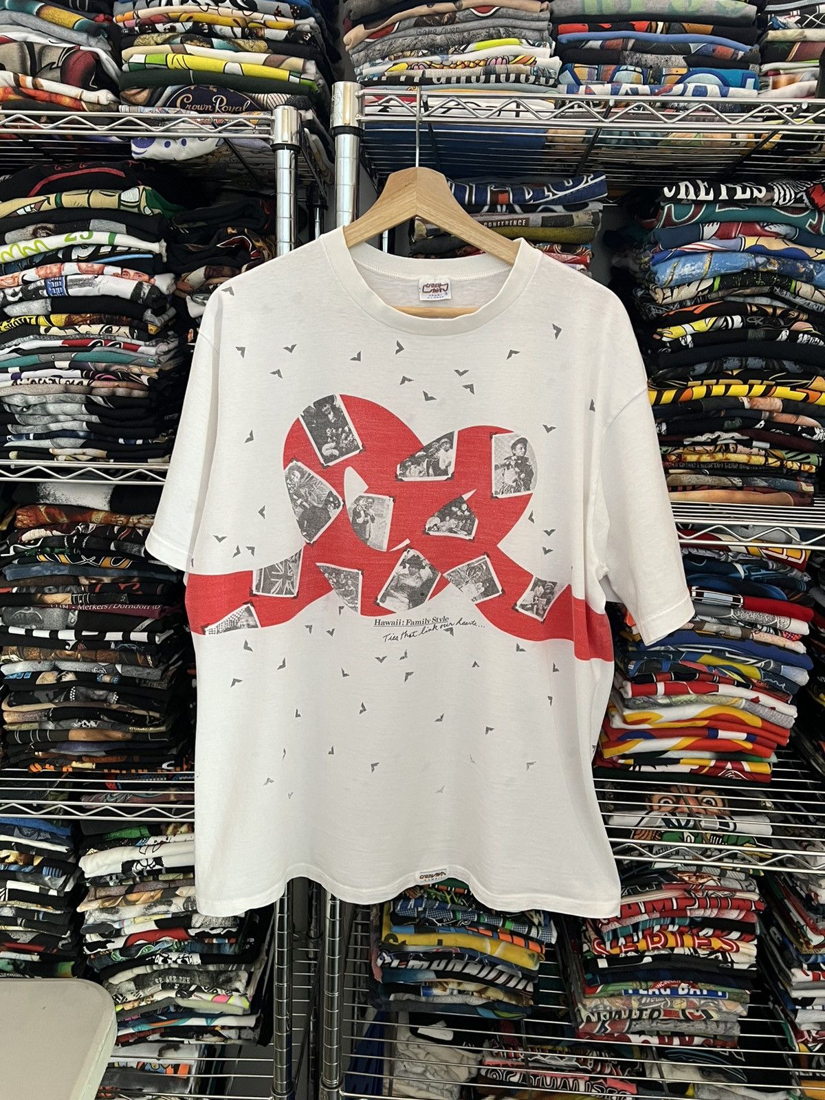 Vintage 90s Hawaii Family Style Single Stitch Souvenir Crazy Shirt Size US XL / EU 56 / 4 - 1 Thumbnail