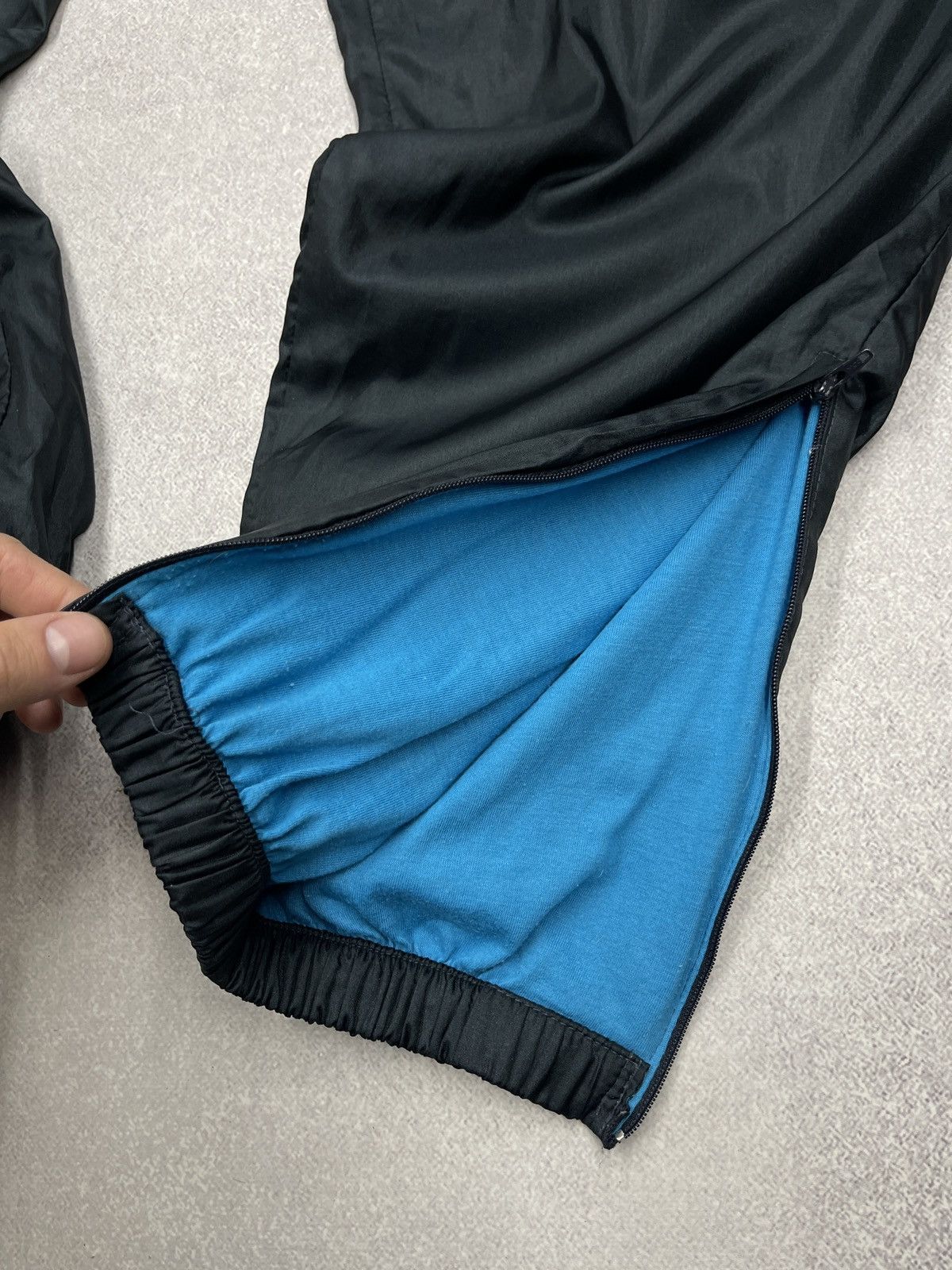 Nike Vintage Nike One Bowerman Drive Nylon Sweatpants Drill Size US 34 / EU 50 - 6 Thumbnail