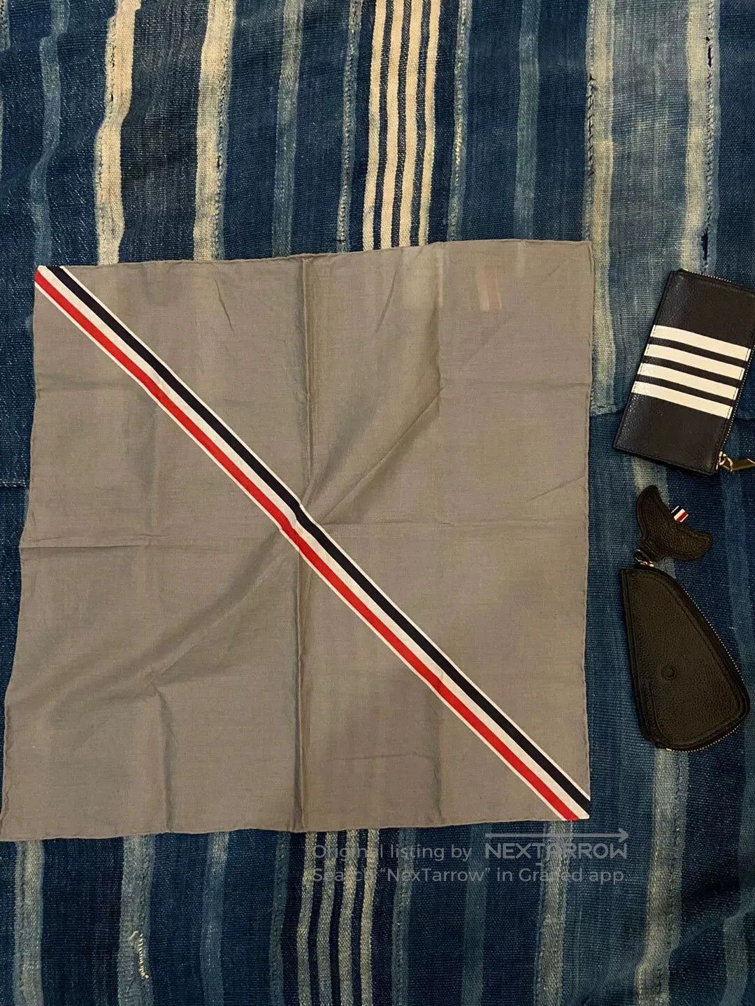 Thom Browne thom browne pocket square with stripe detail. Size ONE SIZE - 1 Thumbnail