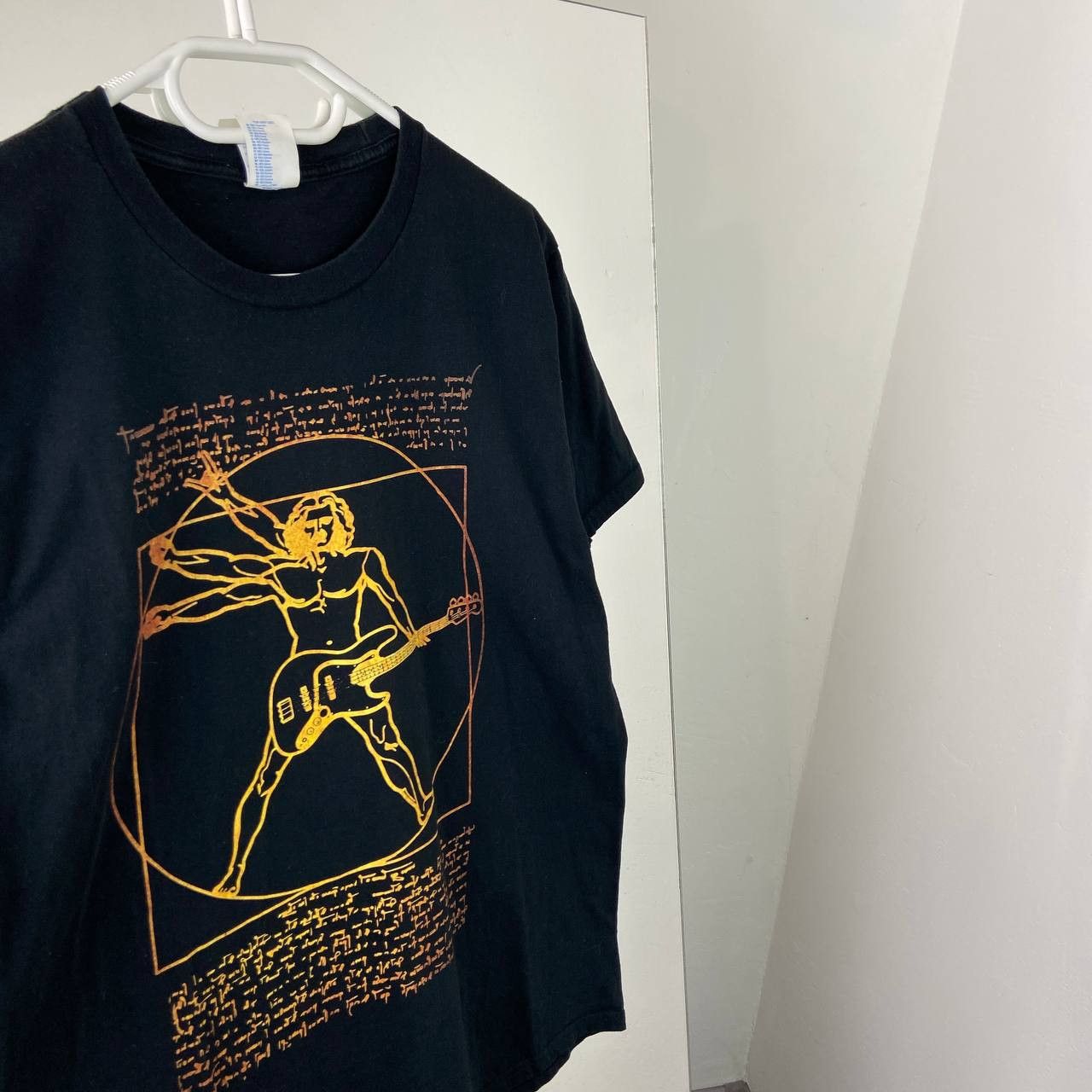 Vintage Vintage Rock 2000s Leonardo Da Vinci Virtuvian T-Shirt Size US M / EU 48-50 / 2 - 2 Thumbnail