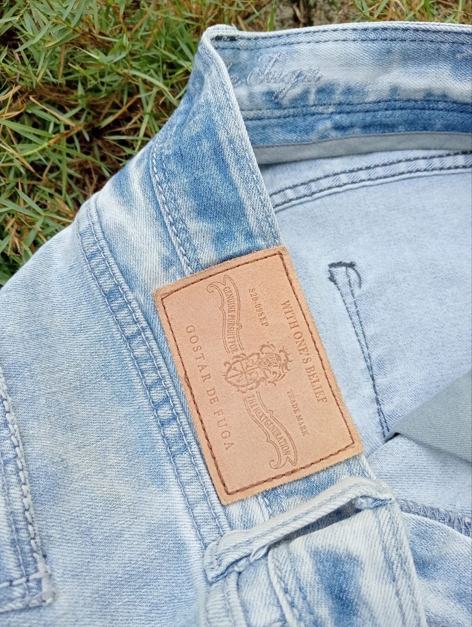 GOSTAR DE FUGA Gostar De Fuga Japan Ankle Zip Distressed Jeans Size US 33 - 9 Thumbnail