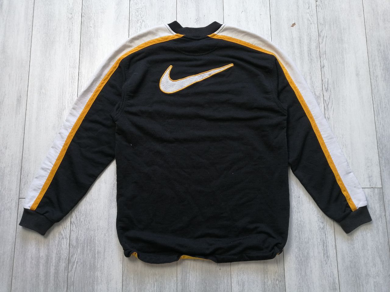 Nike Vintage Nike Center Swoosh Crewneck Sweatshirt 90s Size M. Size US M / EU 48-50 / 2 - 5 Thumbnail
