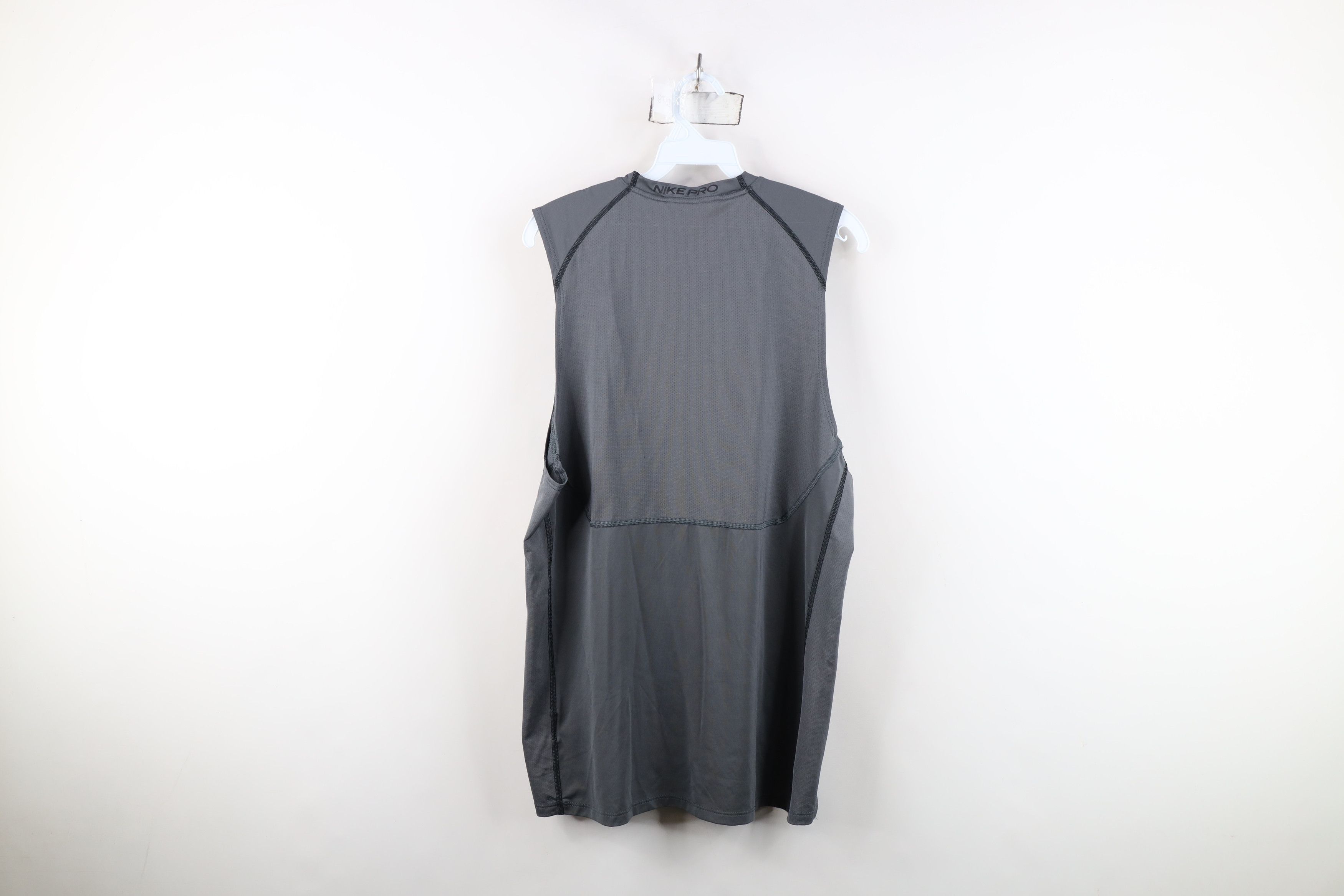 Nike Nike Pro Swoosh Logo Compression Sleeveless Training T-Shirt Size US L / EU 52-54 / 3 - 12 Thumbnail