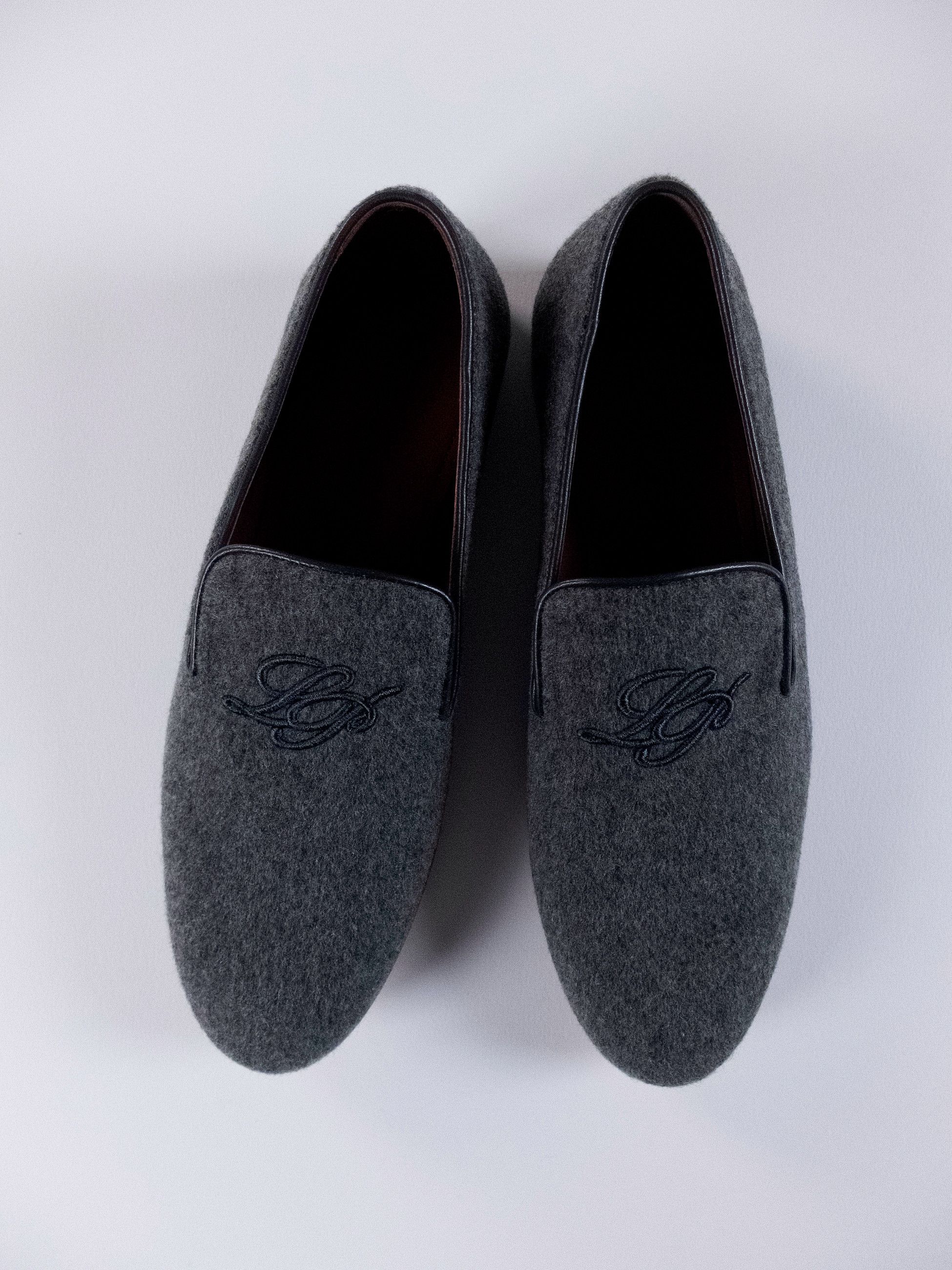 Loro Piana LORO PIANA Anagram gray cashmere smoking slippers 38 q Size US 8 / IT 38 - 3 Thumbnail