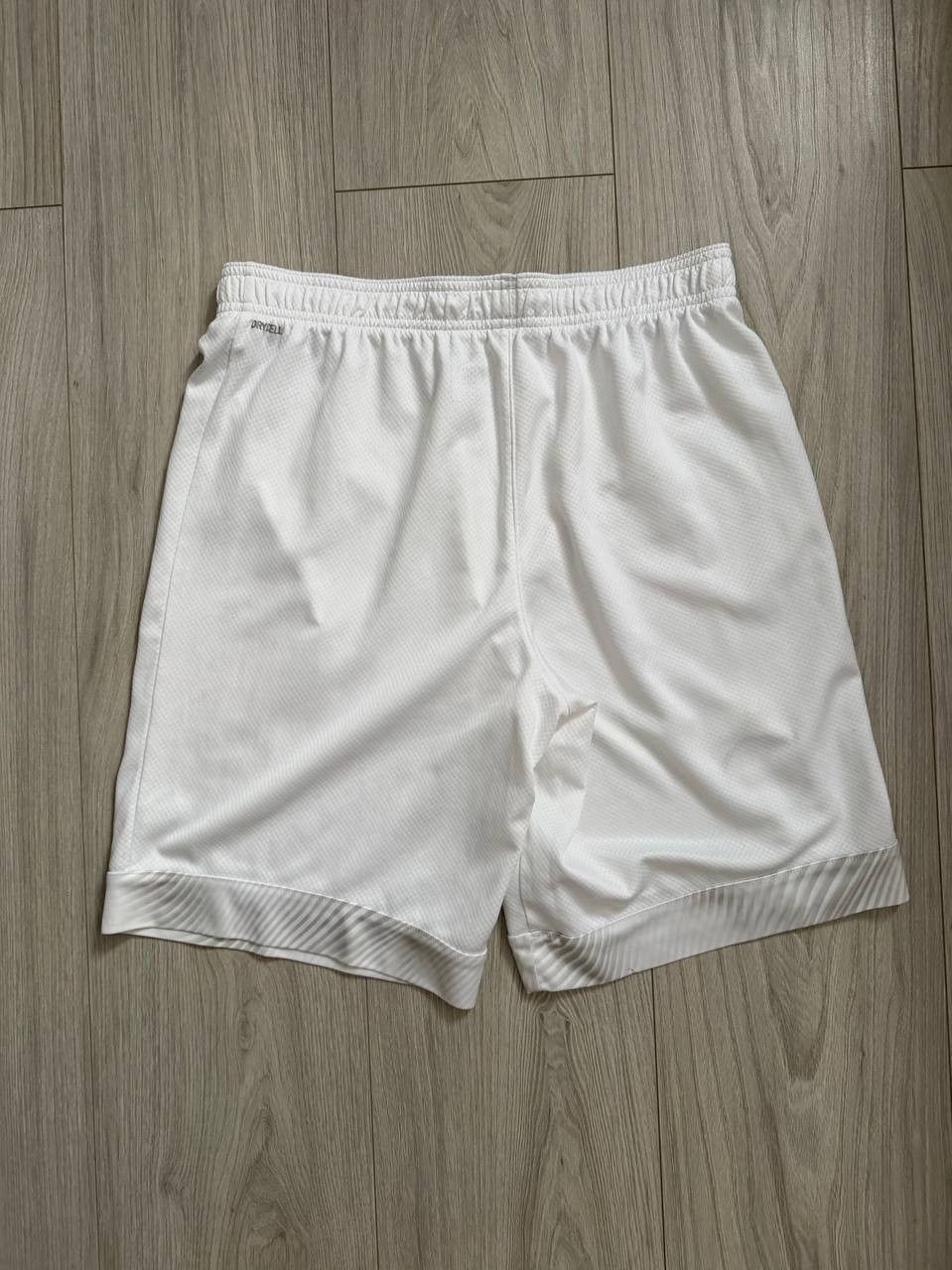 Puma Servette Geneve Shorts Puma Football Soccer Size M Size US 32 / EU 48 - 4 Thumbnail