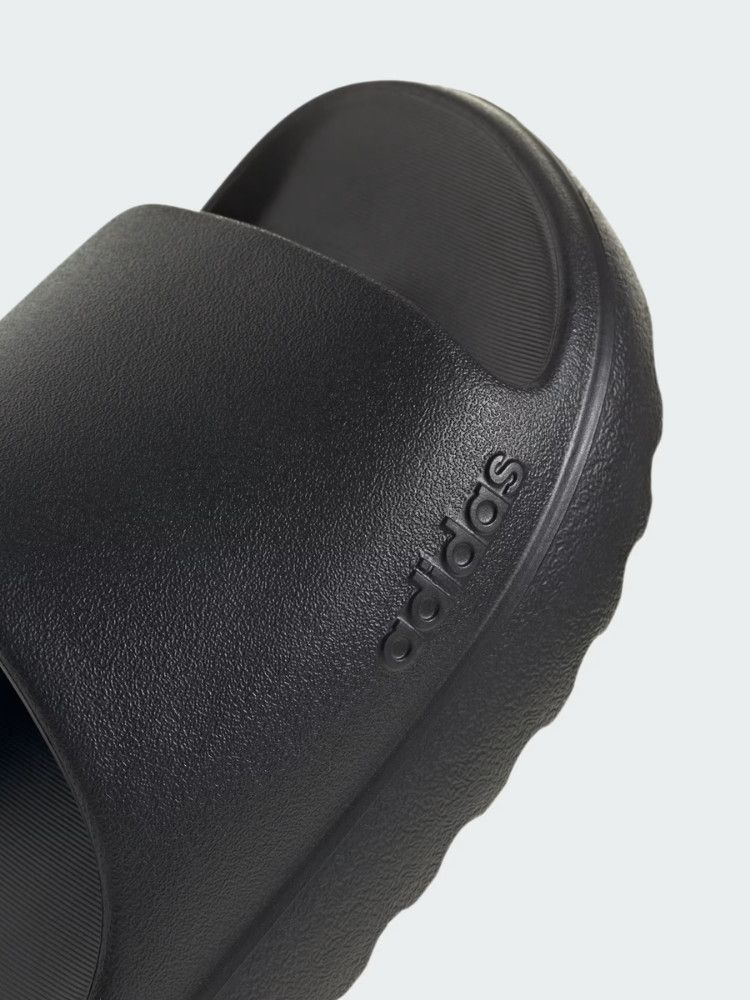 Adidas NWT adidas Adilette Lumia Slides Sandals, Black, Size 11 Size US 11 / EU 44 - 3 Thumbnail
