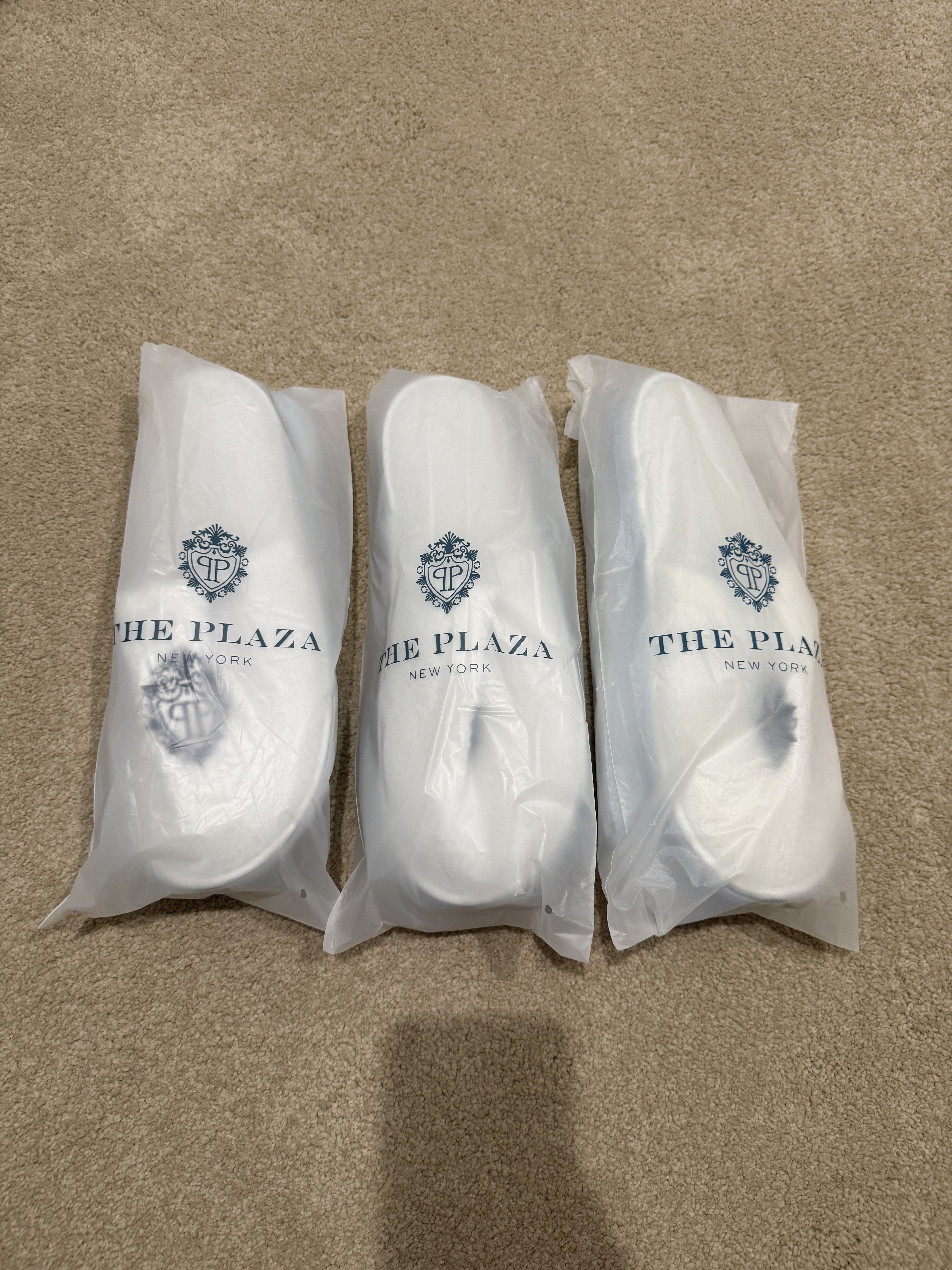Other The Plaza Hotel White Slippers - Signature Slippers Size US 10 / IT 40 - 4 Thumbnail